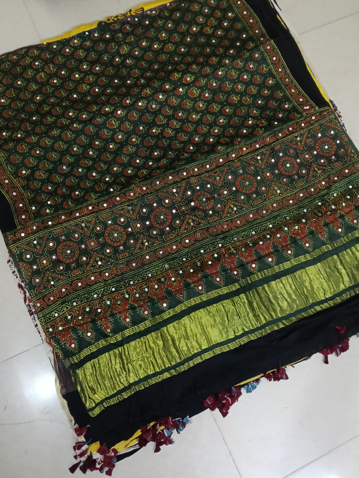 PREMIUM MODAL AJRAKH MIRROR DUPATTA
