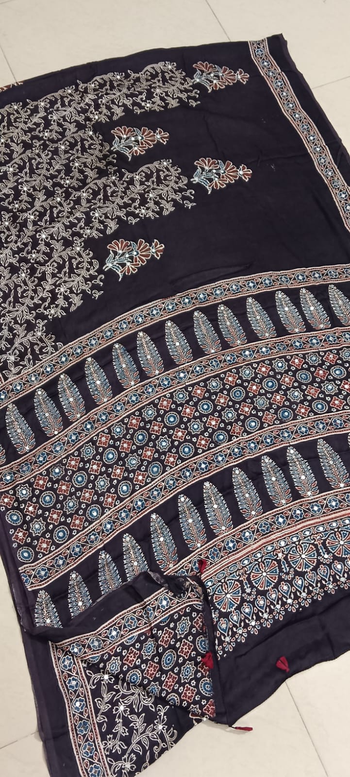 PREMIUM MODAL AJRAKH HAND BLOCK PRINT SAREE - Image 4