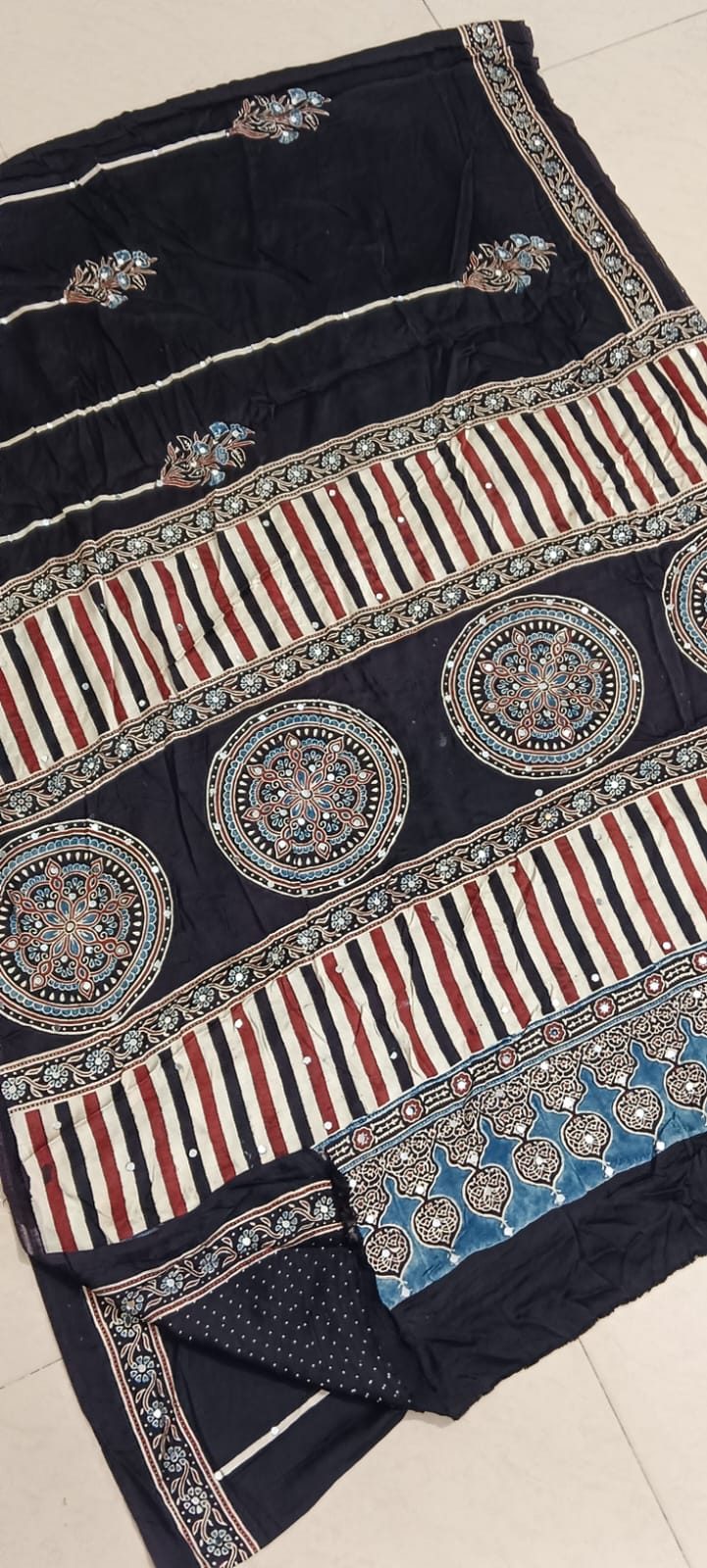 PREMIUM MODAL AJRAKH HAND BLOCK PRINT SAREE - Image 5